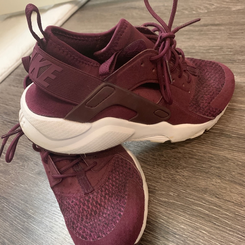 Nike Huarache Shoe